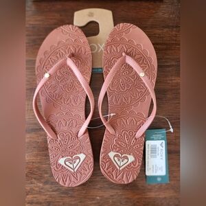 Roxy NWT Antilles Flip Flops Size 10